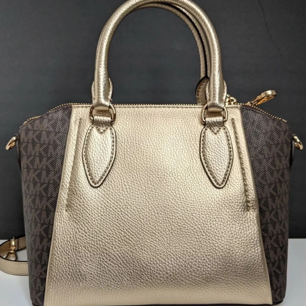 Michael Kors Gold Studded Women's Bag
Great Condition - Picture 2 of 6